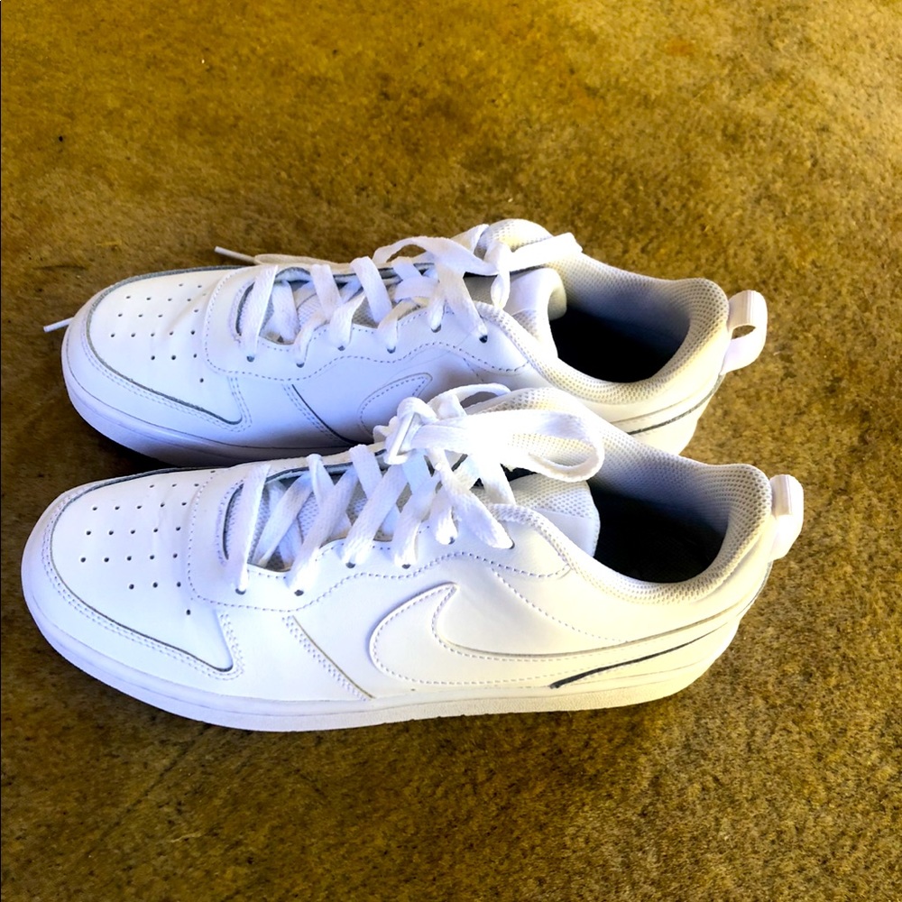 Nike low top airforce